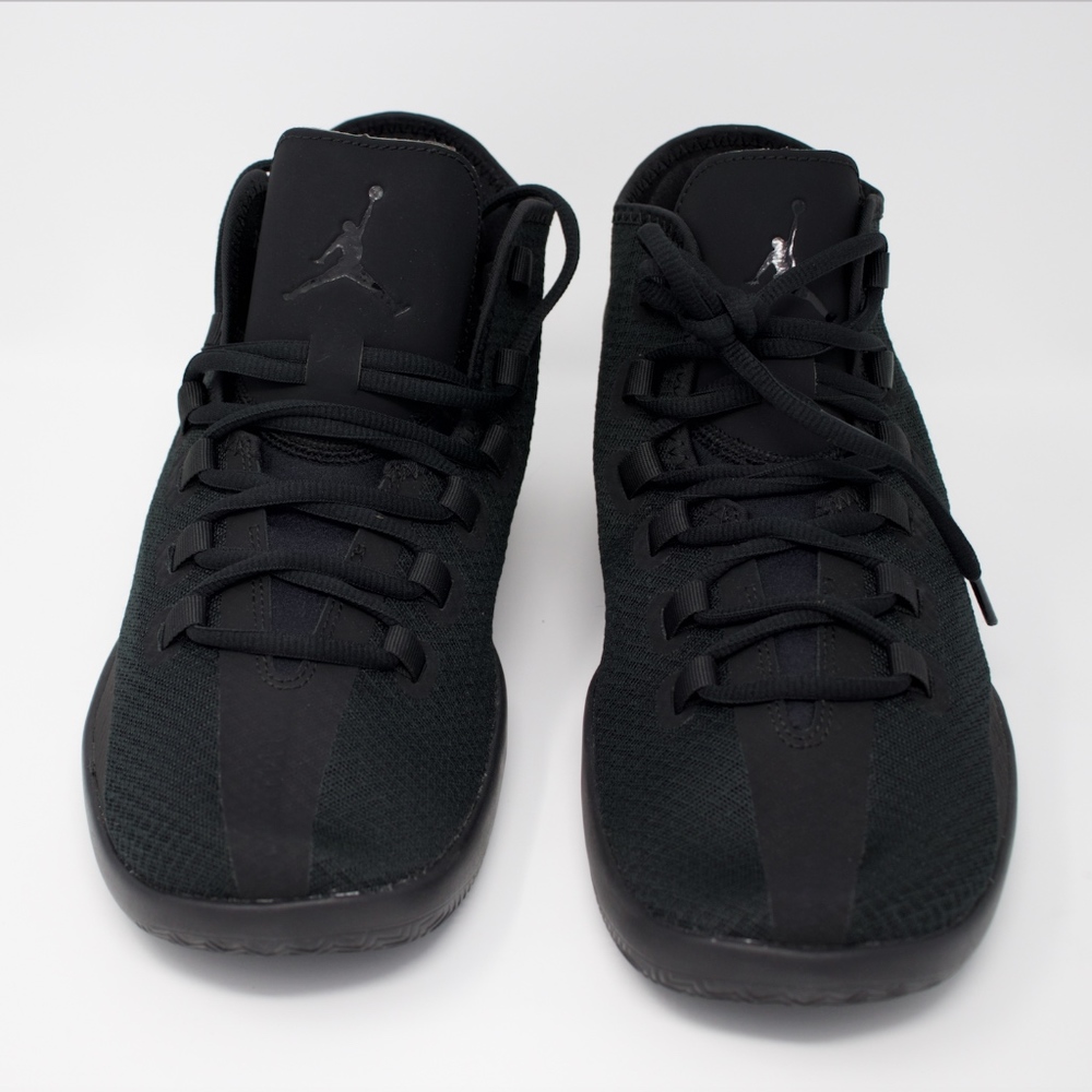 Nike Jordan 11.5 Reveal Basketball CrossTrain Shoe - Picture 3 of 6